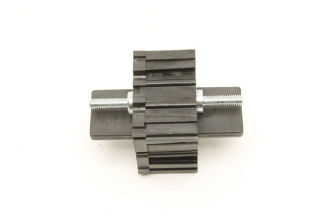 CONN,FEED THRU STUD