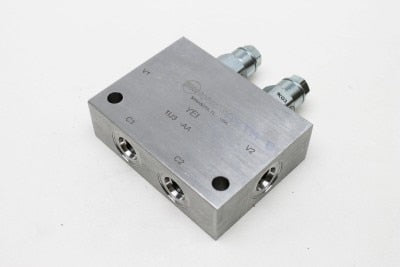 VALVE,DUAL CB MANIFOLD**