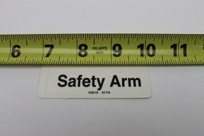 DECAL LABEL SAFETY ARM