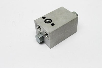 VALVE,DUAL PILOT CHECK