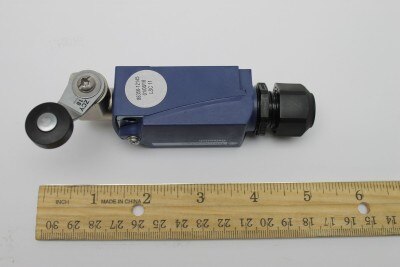 SWITCH,LIMIT,W/ROLLER
