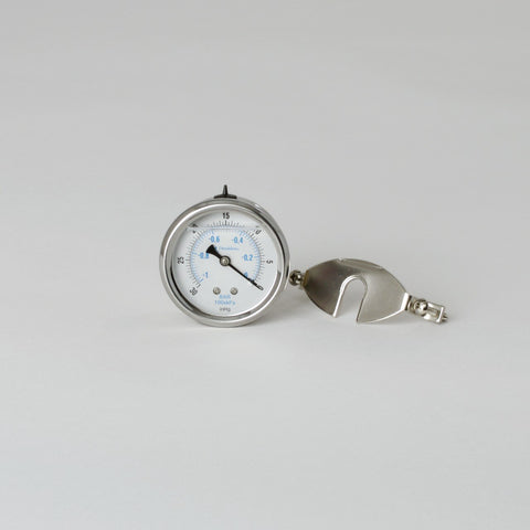 PRESSURE GAUGE