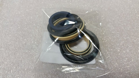 Skyjack : Seal Kit 3015/3219 Steer Cyli Part No. 121090