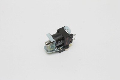 Terex : LATCH. RELAY 12V Part No. 405353TU
