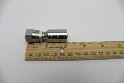 Terex : HOSE END SWIVEL 04NC-06FJX Part No. 409339TU