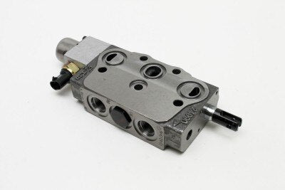 Terex : VALVE SECTION  V10  TANDEM  W/SWITCH Part No. 454150TU