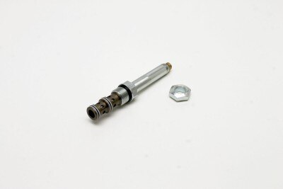 Terex : HYDRAFORCE 3 WAY CART VALVE Part No. 466752TU